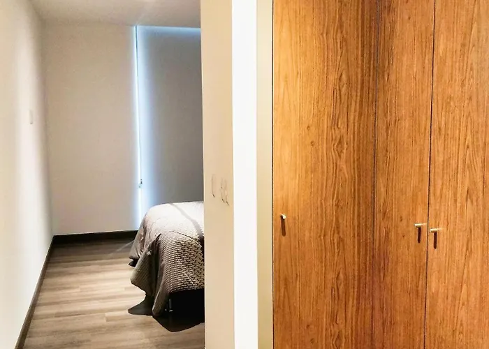 Apartment Two Beautiful 1 Bedroom Aptssame Tower Hs Wifipool *
